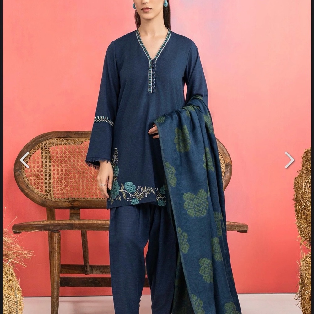 Women’s Navy Embroidered Long Sleeve Dress with Printed Shawl